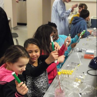 Year 5 visit to UCL Laboratory, Gower St. (2)